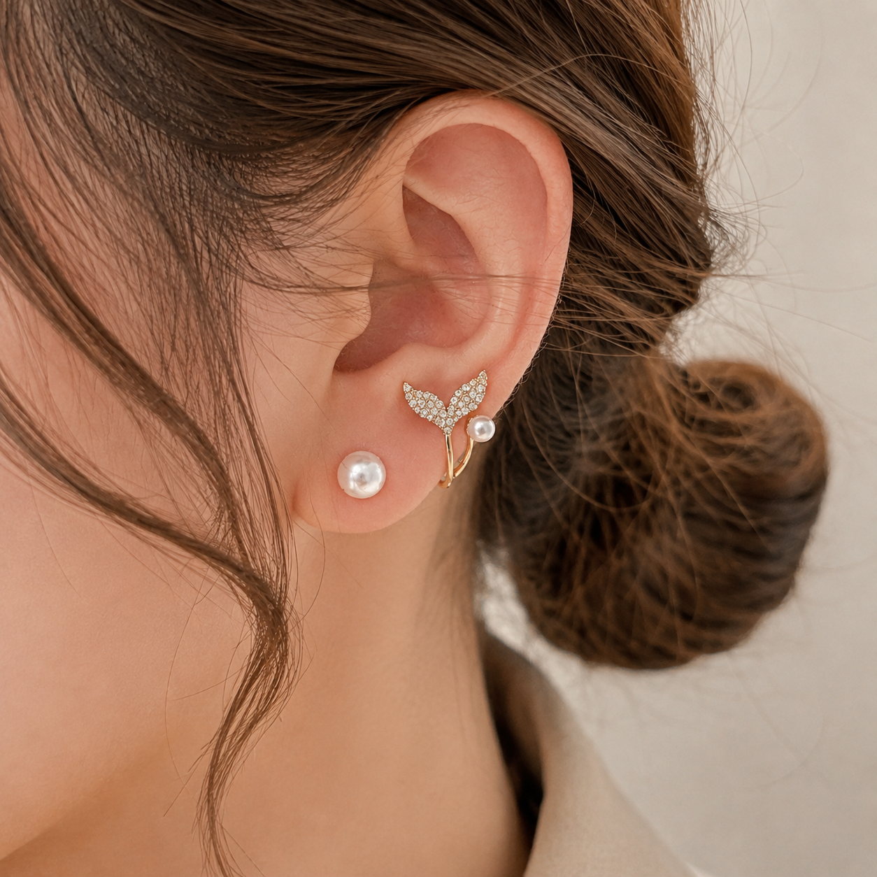 Aurora Pearl Leaf Earrings