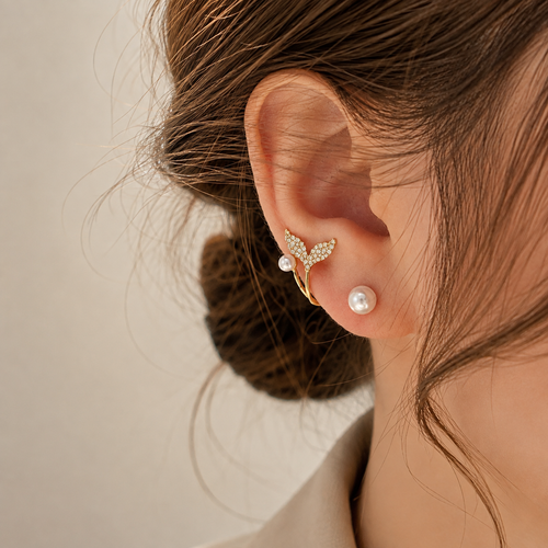 Aurora Pearl Leaf Earrings